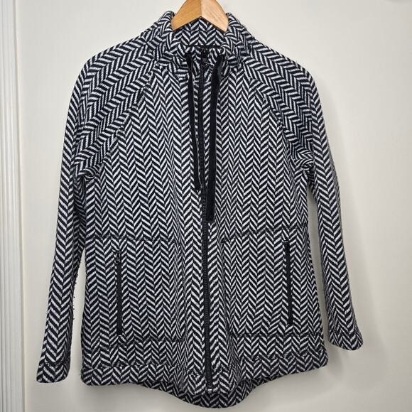T by TALBOTS Black and White Chevron Knit Jacket with Pockets Size Mp - Picture 1 of 10